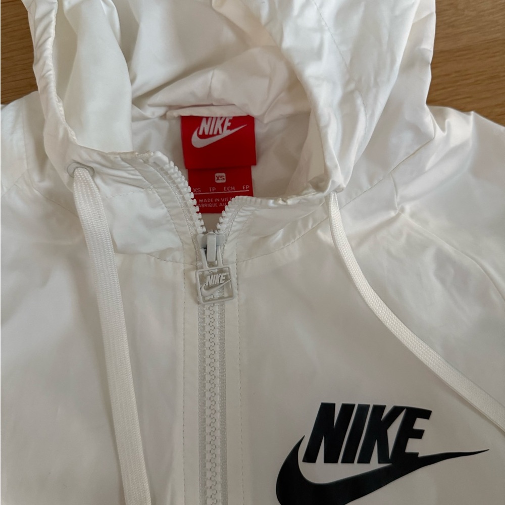 Nike White Windbreaker Hooded Jacket with Black Logo XS